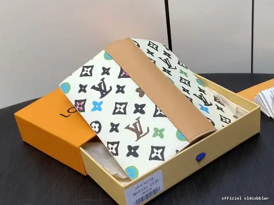 Official oldcobbler VUITTON LOUIS WALLET-10*19*2cm BRAZZA 0702